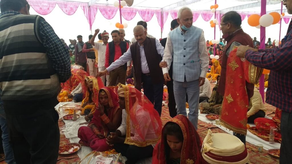 मुख्यमंत्री सामूहिक विवाह योजना की शानदार उपलब्धि , 87 जोड़ों नें रचाया विवाह