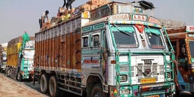 बिना फिटनेस, एचएसआरपी और टैक्स भरे सड़क पर दौड़ रहे माल वाहनों पर होगा एक्शन 