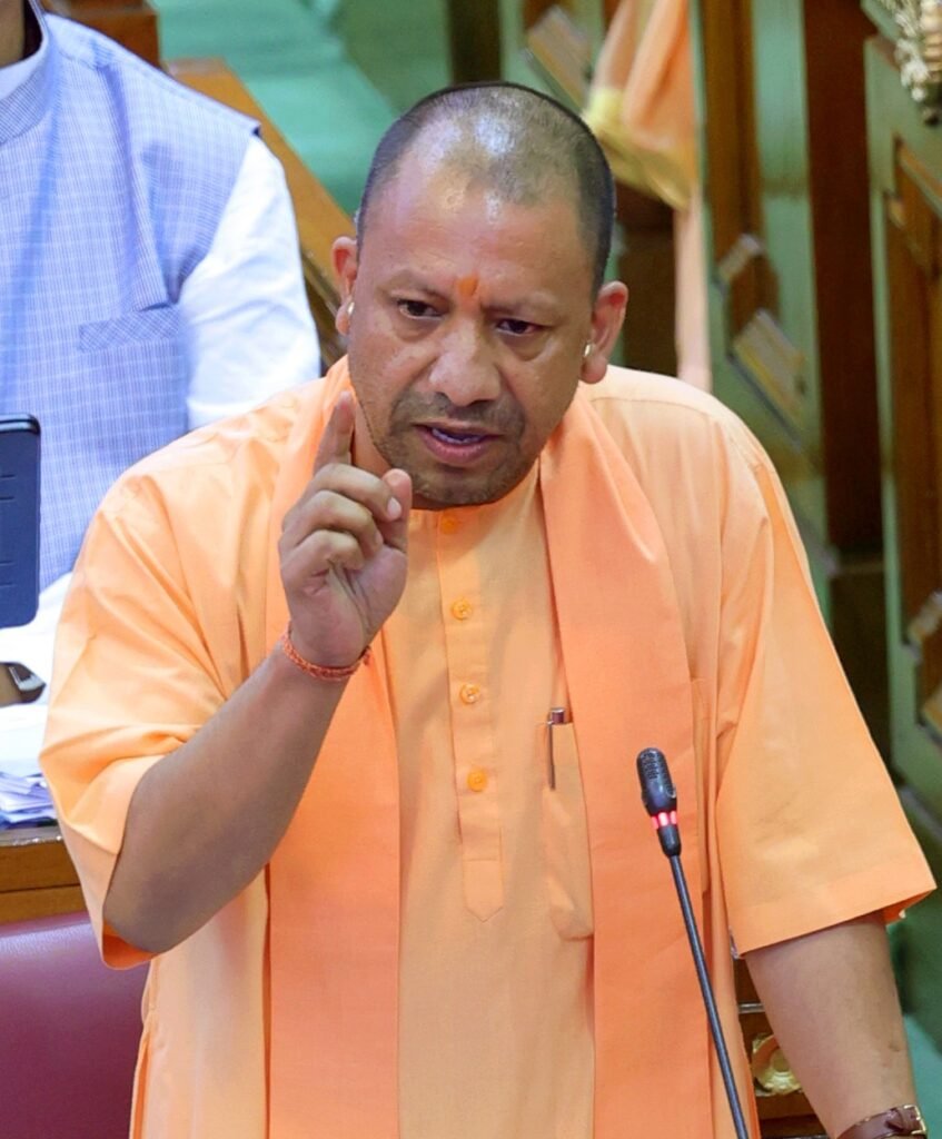 ग्राउंडवॉटर चार्जिंग चेकडैमों के निर्माण से भूजल संरक्षण करेगी योगी सरकार