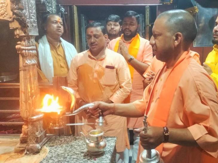 सीएम योगी आदित्यनाथ ने काशी में गढ़े विकास के नए आयाम