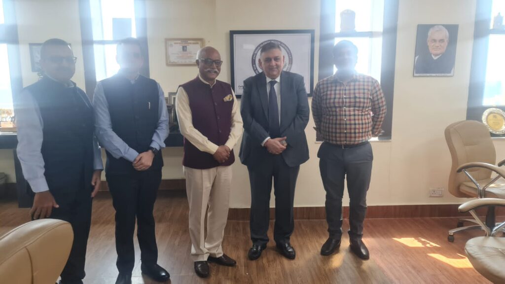 भारत रत्न अटल बिहारी वाजपेई चिकित्सा विश्वविद्यालय लखनऊ परिसर लोकार्पण के लिए शुभकामनाएज्ञापित की - जे पी सिंह