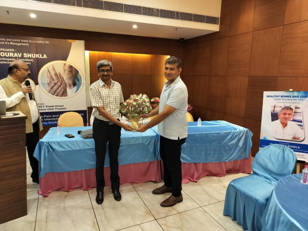 अर्थराइटिस और जोड़ों के दर्द पर विशेषज्ञों ने दी जानकारी, नियमित जीवनशैली और चिकित्सीय परामर्श से मिलेगी राहत