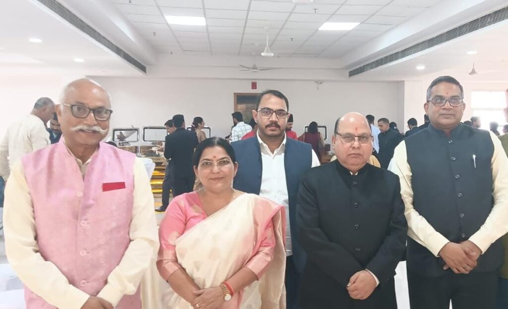 Governor Awards Degrees at Moeuddin Chishti University Convocation, Discusses NIRF Ranking