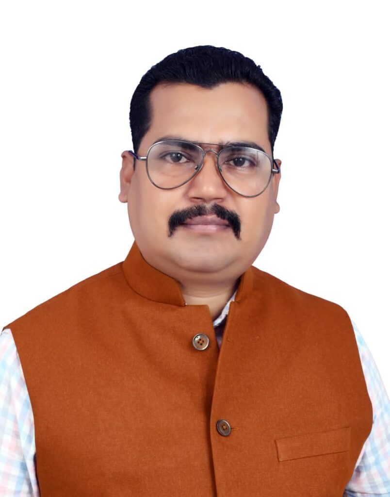 गाजीपुर के गुड्डू अंसारी ने दिखाया मानवीयता का उदाहरण, सेवा भाव ने सबको किया भावुक