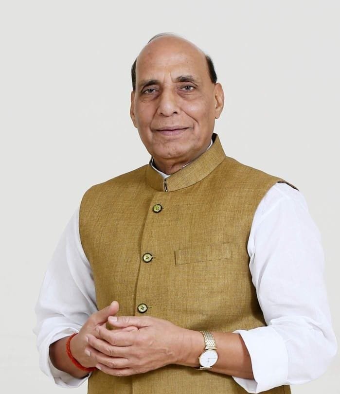 रक्षा मंत्री आज होंगे लखनऊ में, तीन दिवसीय प्रवास के दौरान कई कार्यक्रमों में होंगे शामिल