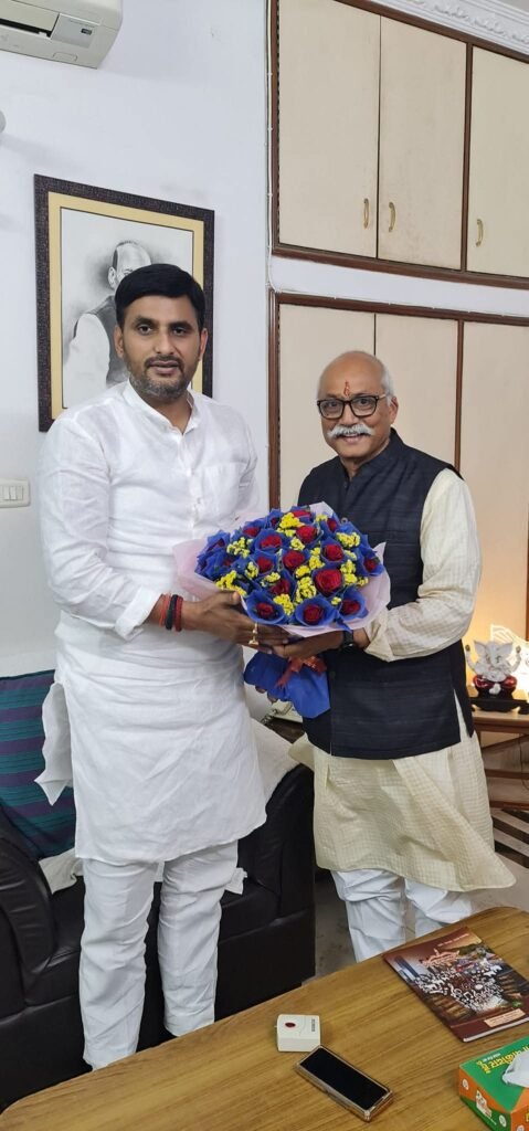 भाजपा युवा नेता नीरज सिंह को वैवाहिक वर्षगाँठ की हार्दिक शुभकामनाएँ — जितेन्द्र प्रताप सिंह