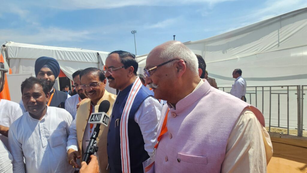 “वैश्विक युद्ध की विभीषिका के बीच भारत की विकास-गति अविराम…’, जेवर एयरपोर्ट उद्घाटन पर प्रधानमंत्री का चेतावनी भरा उद्बोधन”