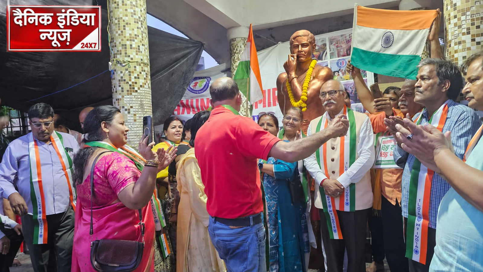 जिसने कहा था—"दुश्मन की गोलियों का हम सामना करेंगे", उसी अमर क्रांतिनायक चन्द्रशेखर आजाद को राष्ट्र का नमन